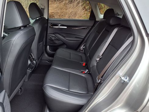 New 2026 Kia Seltos EX FWD image 4