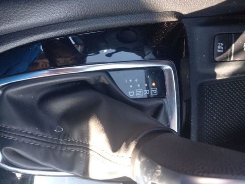 Used 2022 Nissan Rogue Sport SL w/ Premium Package image 36