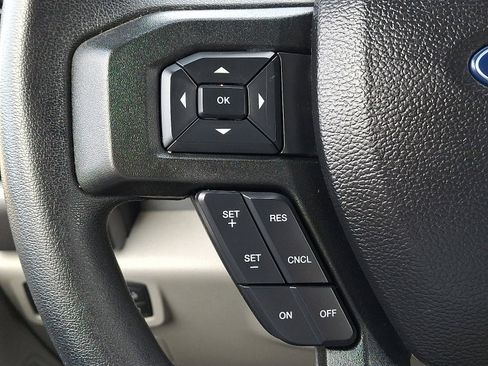 Used 2017 Ford F150 XLT image 23