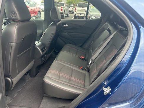 Used 2022 Chevrolet Equinox RS w/ Infotainment Package AWD/4WD image 34