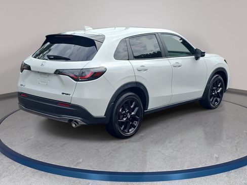Used 2023 Honda HR-V Sport image 5