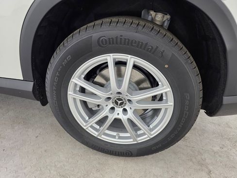 New 2026 Mercedes-Benz GLC 300 image 11