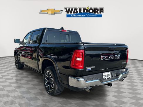 Used 2025 RAM 1500 Laramie AWD/4WD image 4