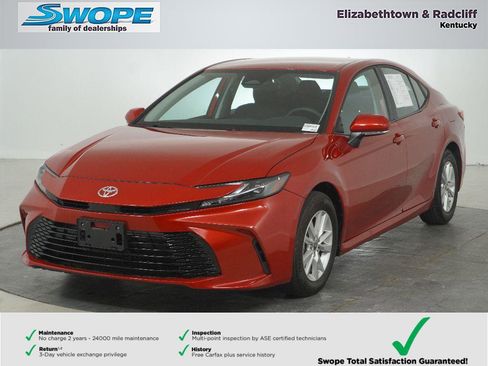Used 2025 Toyota Camry LE FWD image 7