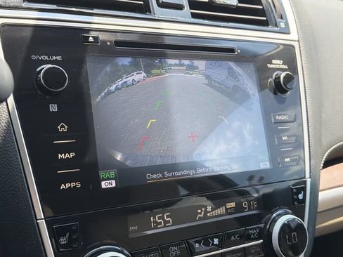 Used 2018 Subaru Outback 2.5i Limited AWD/4WD image 25