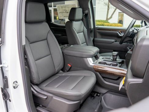 New 2026 GMC Sierra 1500 Elevation w/ Elevation Premium Package AWD/4WD image 9