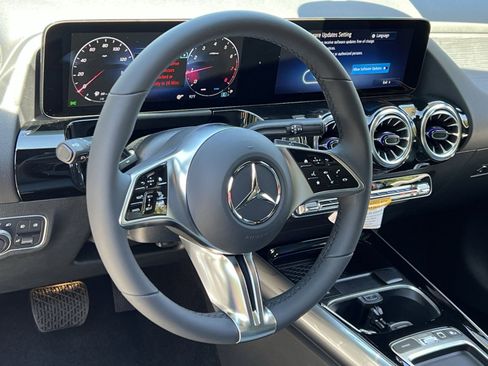 New 2026 Mercedes-Benz GLA 250 4MATIC image 14