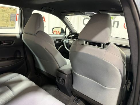 Used 2025 Toyota Corolla Cross AWD Hybrid image 15
