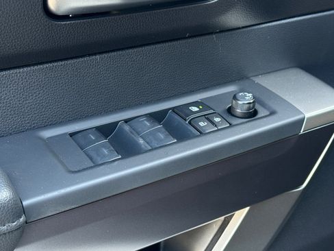 New 2026 Toyota Tundra SR5 AWD/4WD image 12