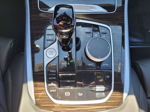 Used 2023 BMW X5 xDrive45e w/ Parking Assistance Package image 24