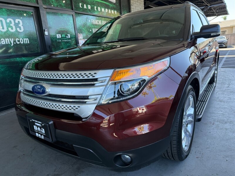 Used 2012 Ford Explorer XLT FWD image 3
