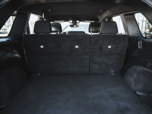 Used 2017 Jeep Grand Cherokee Laredo image 17