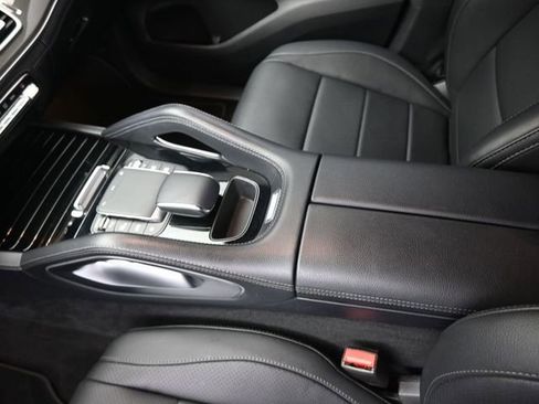 Used 2021 Mercedes-Benz GLE 450 4MATIC image 31