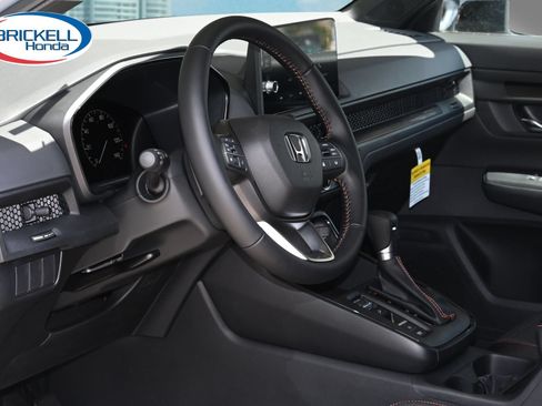 Used 2025 Honda CR-V Sport image 14