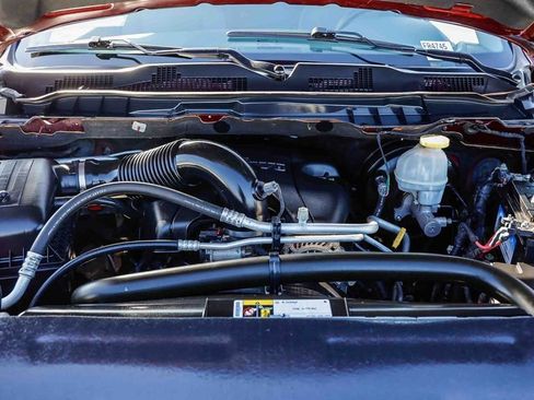 Used 2019 RAM 1500 Classic SLT image 27