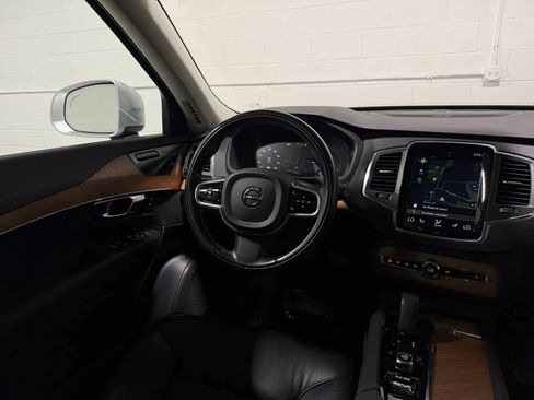 Used 2021 Volvo XC90 T8 Inscription Expression w/ Climate Package AWD/4WD image 23