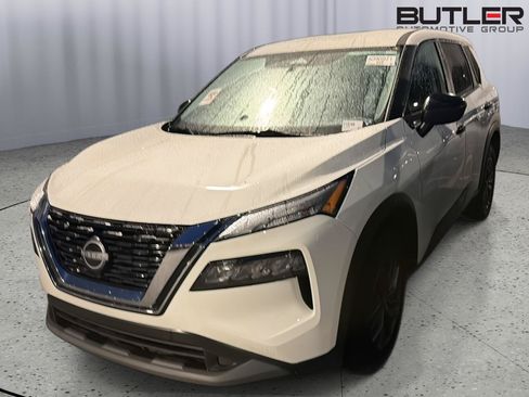Used 2023 Nissan Rogue S FWD image 1