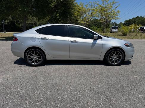 Used 2013 Dodge Dart SXT FWD image 17