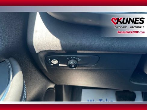 Used 2023 Buick Envision Preferred FWD image 22