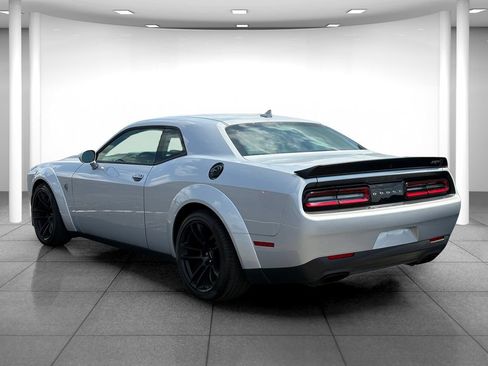Used 2020 Dodge Challenger SRT Hellcat RWD image 5