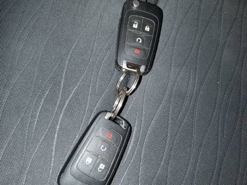 Used 2016 Buick Encore Convenience AWD/4WD image 30