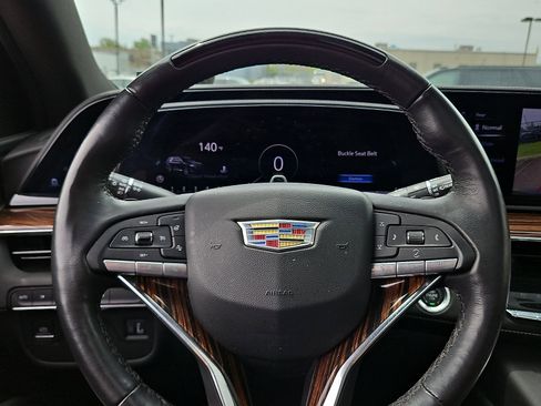 Certified 2023 Cadillac Escalade Premium Luxury AWD/4WD image 20