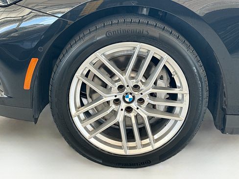 Used 2024 BMW 530i w/ Convenience Package RWD image 30