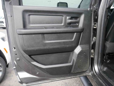 Certified 2024 RAM 2500 Tradesman w/ Chrome Appearance Group image 19