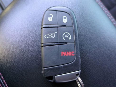 Used 2022 Dodge Durango R/T w/ Blacktop Package image 29