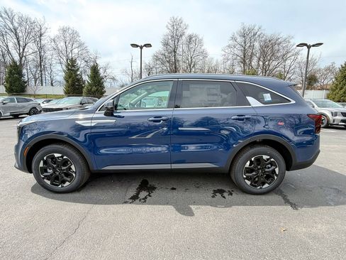 New 2026 Kia Sorento S w/ S Panoramic Sunroof Package AWD/4WD image 4