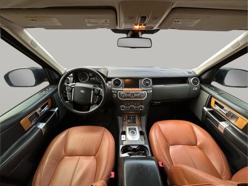Used 2016 Land Rover LR4 HSE LUX image 24