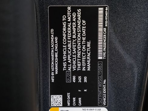 Used 2025 Aston Martin DB12 Coupe image 26