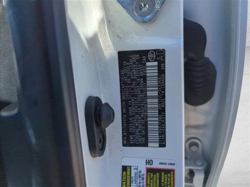 Used 2016 Toyota Corolla S image 28