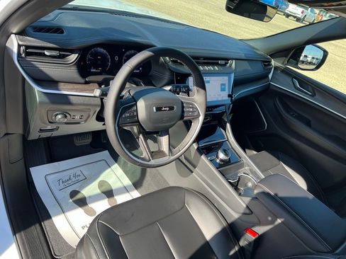 New 2026 Jeep Grand Cherokee Limited image 22