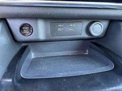 Used 2024 Nissan Rogue SV AWD/4WD image 26