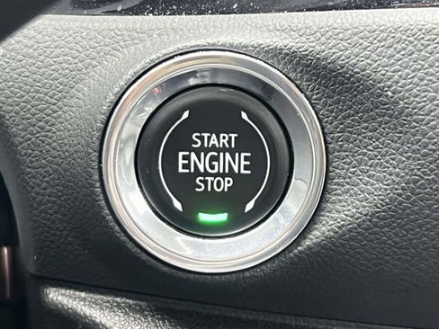 Used 2022 Buick Encore GX Select w/ Experience Buick Package AWD/4WD image 28