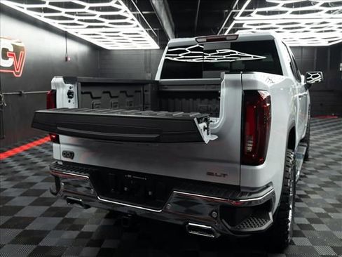 New 2026 GMC Sierra 1500 SLT w/ SLT Premium Plus Package image 8
