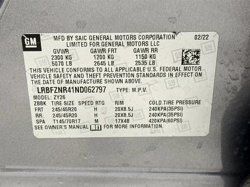 Used 2022 Buick Envision Essence w/ Technology Package I FWD image 30