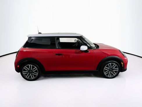 Used 2025 MINI Cooper S image 4