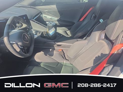 Used 2021 Chevrolet Corvette Stingray Coupe w/ Z51 Performance Package RWD image 10