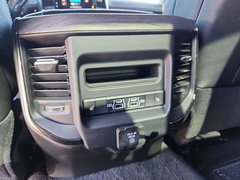 Used 2026 RAM 3500 Limited AWD/4WD image 20