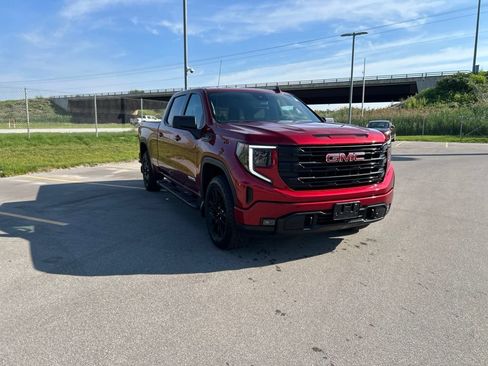 Used 2024 GMC Sierra 1500 Elevation w/ X31 Off-Road Package AWD/4WD image 26