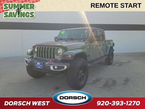 Used 2021 Jeep Gladiator Sport AWD/4WD image 1