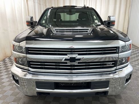 Certified 2019 Chevrolet Silverado 2500 LTZ w/ Duramax Plus Package image 18