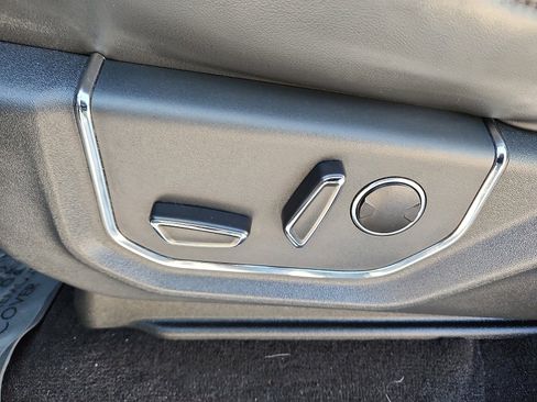 Used 2022 Ford Expedition Max Platinum image 12