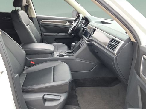 Used 2018 Volkswagen Atlas SE image 19