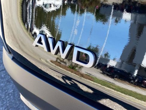 New 2026 Nissan Murano SL image 9