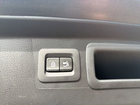 Used 2025 MAZDA CX-50 AWD 2.5 S w/ Preferred Package image 28