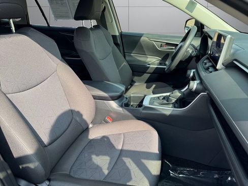 Certified 2024 Toyota RAV4 XLE AWD/4WD image 17