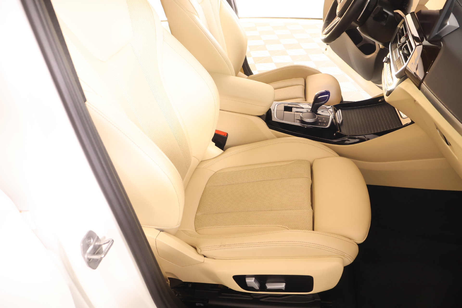 Used 2022 BMW X3 M40i AWD/4WD image 14